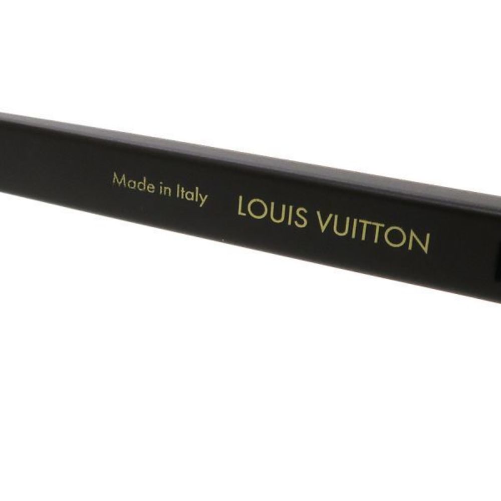 Louis Vuitton LV Waimea Round Sunglasses - Picture 8 of 9